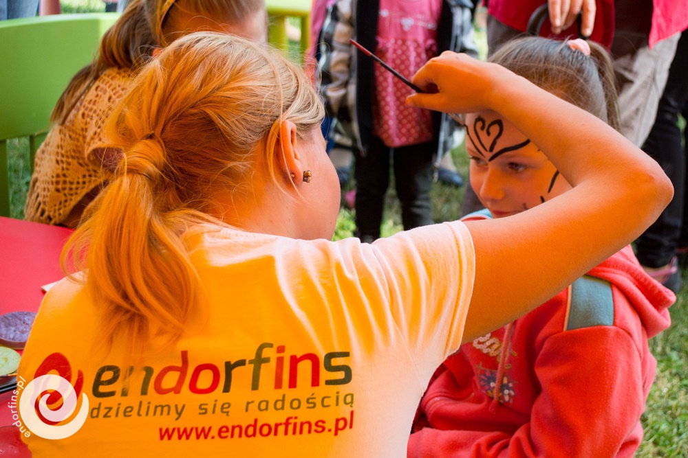 face-painting-snazaroo-malowania-buzi-farbami