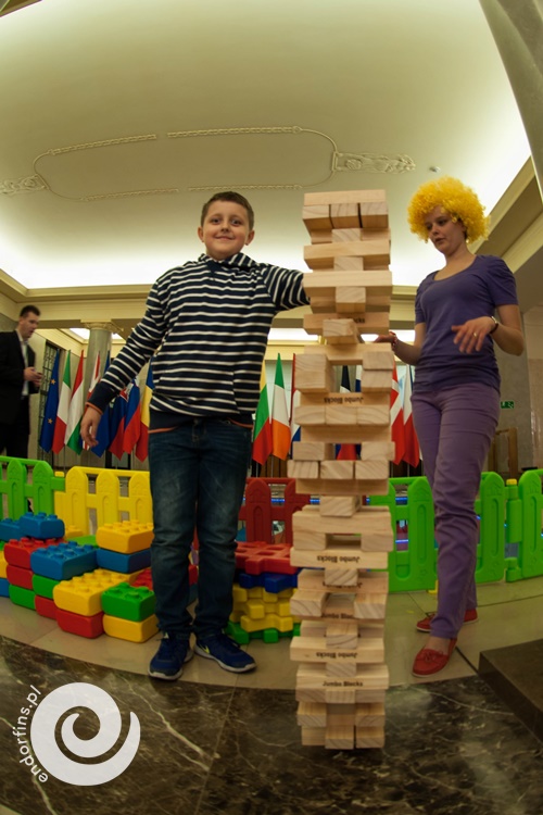 mega jenga - animacje dla dzieci